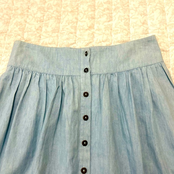 MB Design Chambray Button Up Skirt SZ:S - Picture 3 of 8